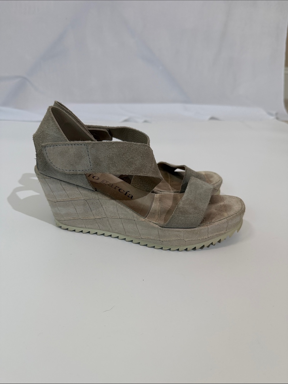 Pedro Garcia Platform Wedge Sandal Size 36.5 Gray Suede